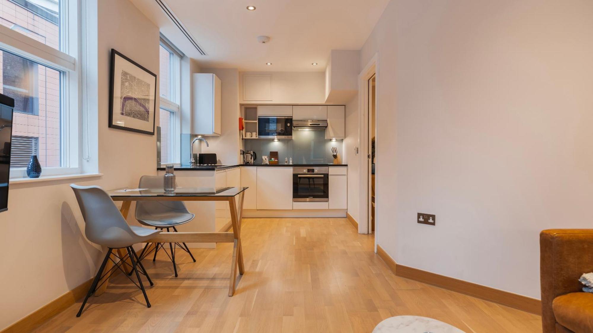 Barbican Serviced Apartments By Lovelystay London Exterior photo
