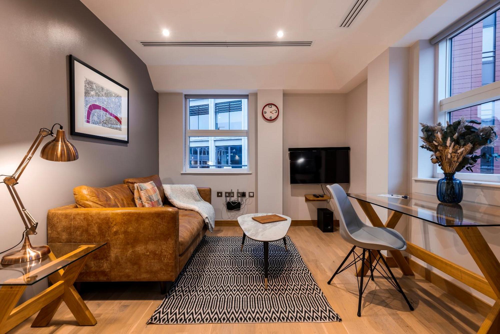 Barbican Serviced Apartments By Lovelystay London Exterior photo