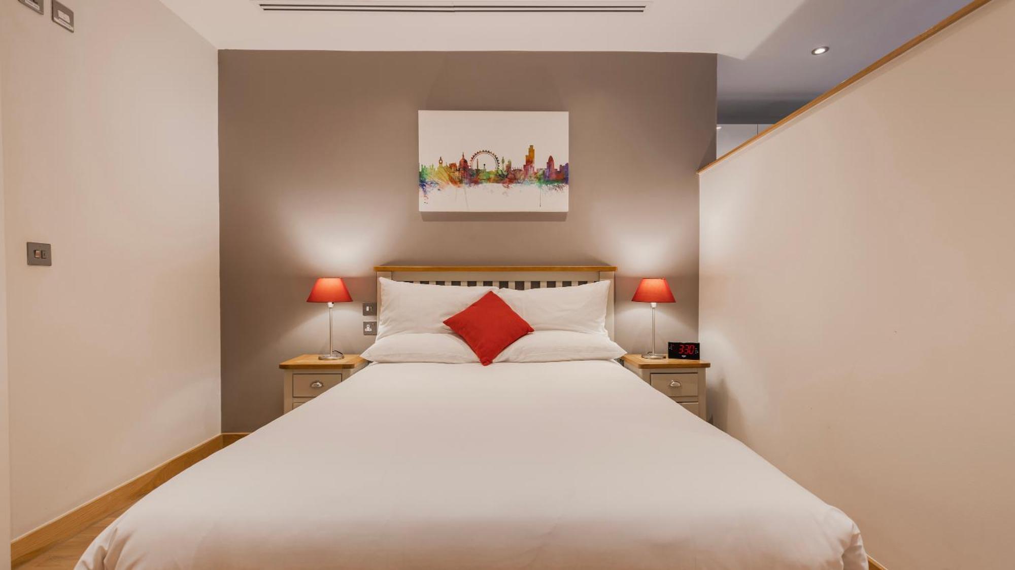 Barbican Serviced Apartments By Lovelystay London Exterior photo